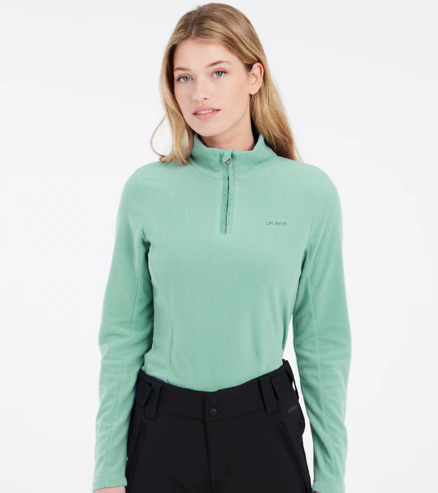 Protest Mutez 1/4 Zip Top