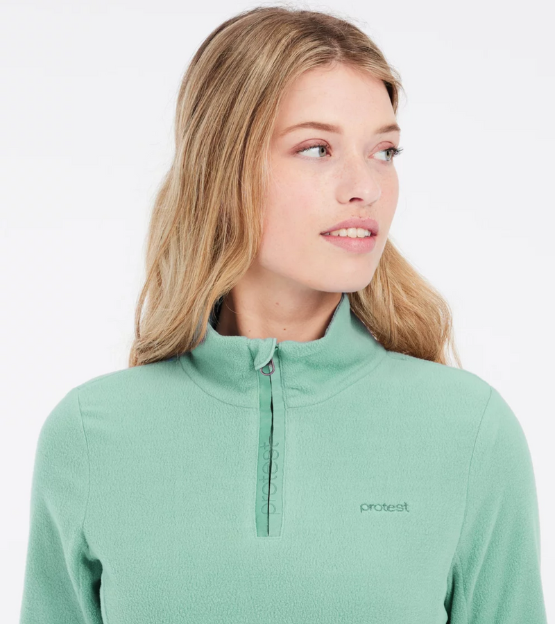 Protest Mutez 1/4 Zip Top